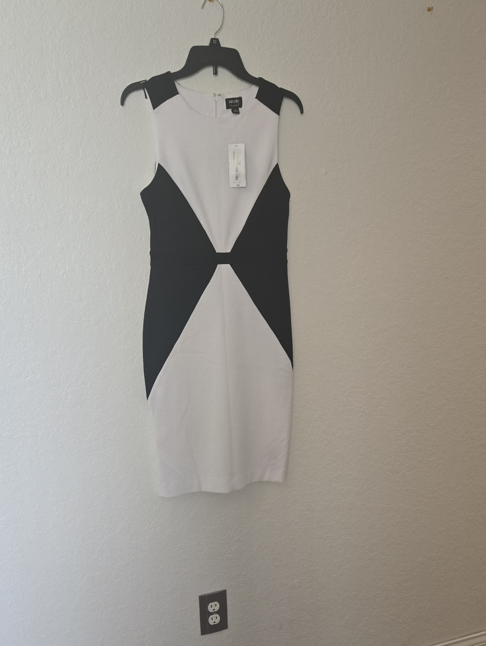 Nicole by Nicole Miller Black & White Colorblock Midi Sheath Dress
